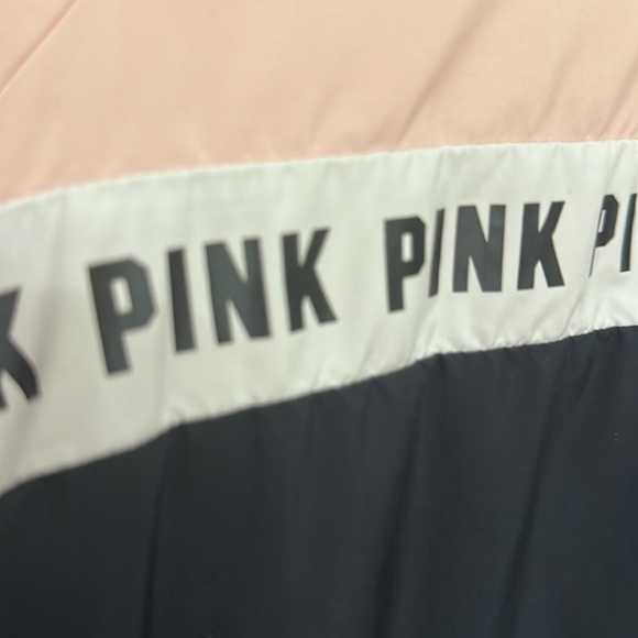 PINK Victoria’s Secret Waterproof jacket, size XS/S. In excellent condition! - Picture 5 of 5